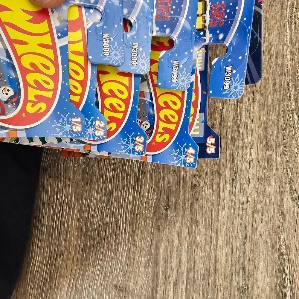 2024 Winter Edition HotWheels Pack Of 5 Cars